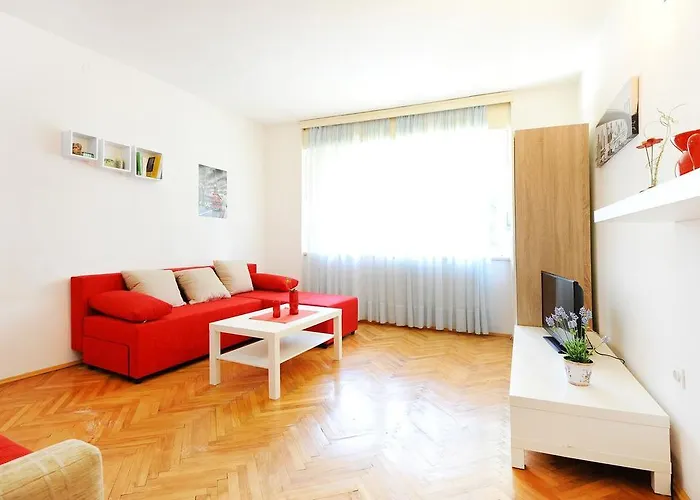 Split Central Lovely Flat